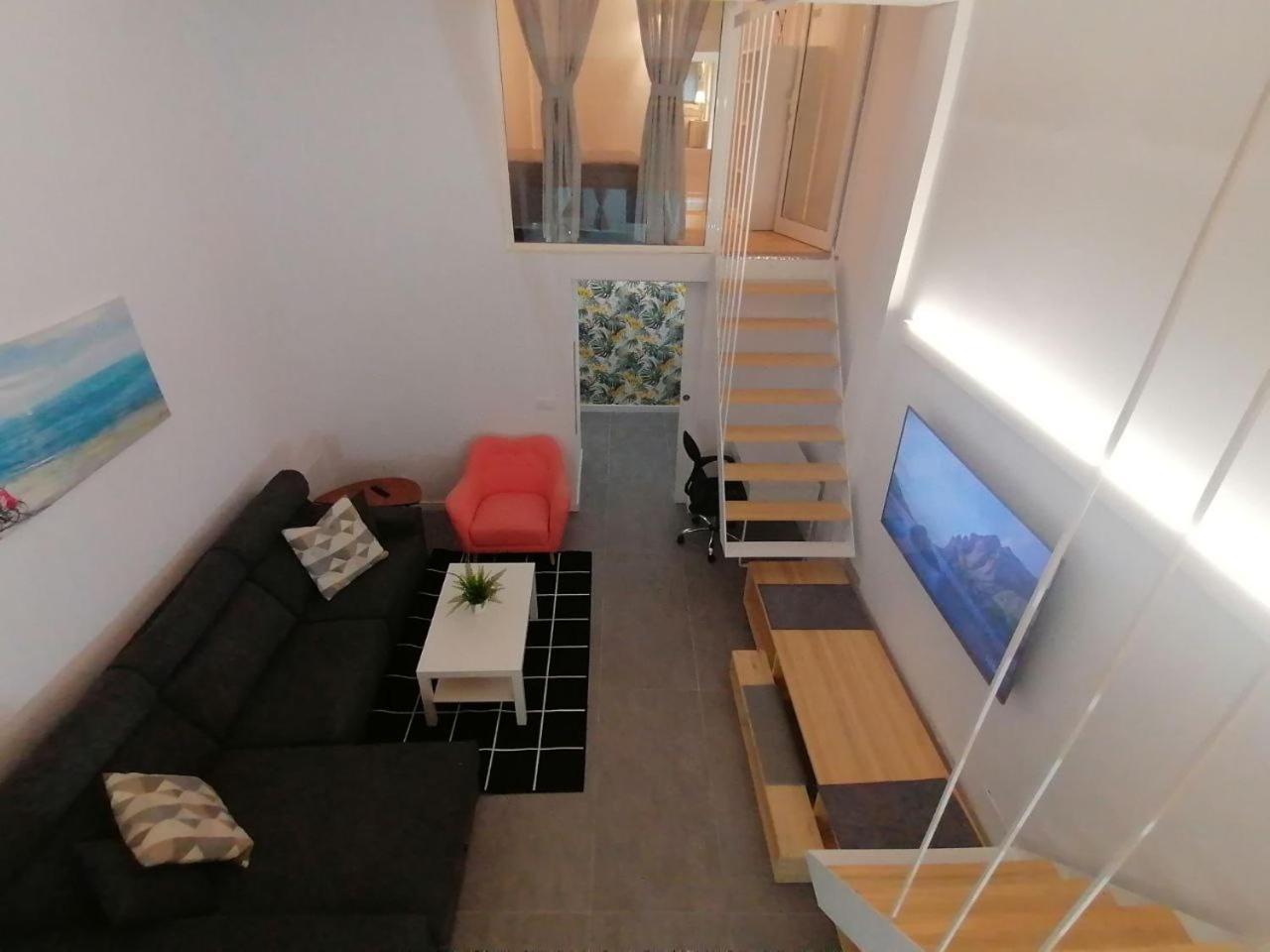 New & Modern Loft Апартаменты